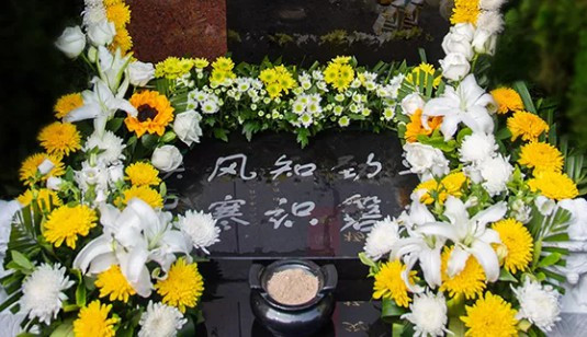 墓地價(jià)格瘋狂上漲的今天，買陽宅當(dāng)陰宅是對(duì)是錯(cuò)-殯儀館三兆公墓