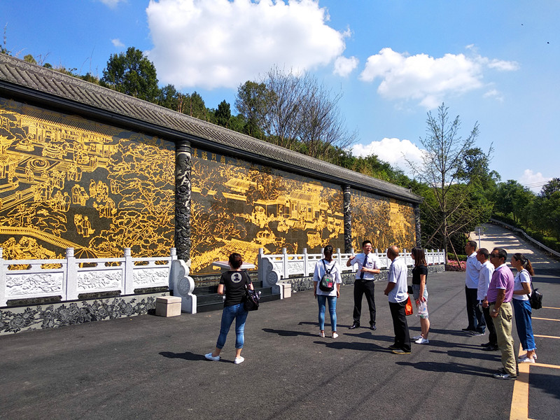 西安壽陽山墓園赴長(zhǎng)松寺學(xué)習(xí)考察園區(qū)管理建設(shè)