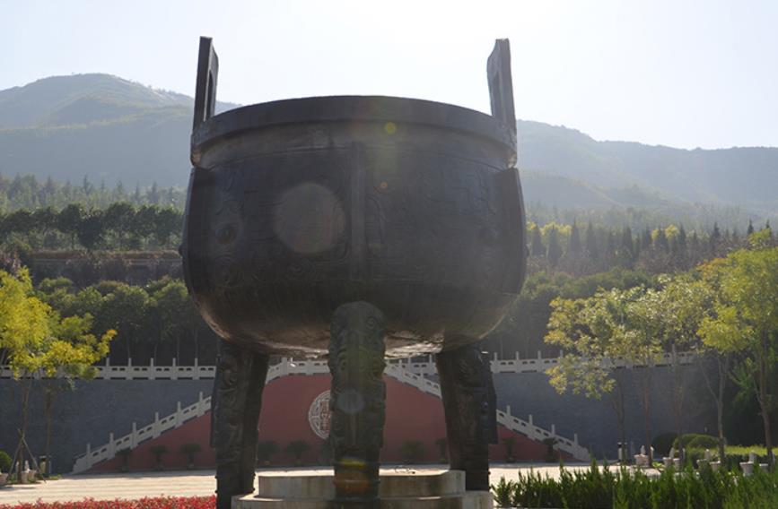 西安霸陵墓園開(kāi)園的視頻